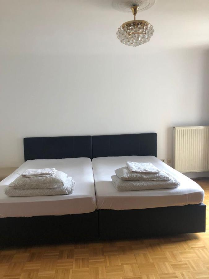 A Private Room In A Shared Apartment Vienne Extérieur photo